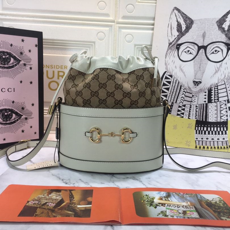 G*u*i bucket bags